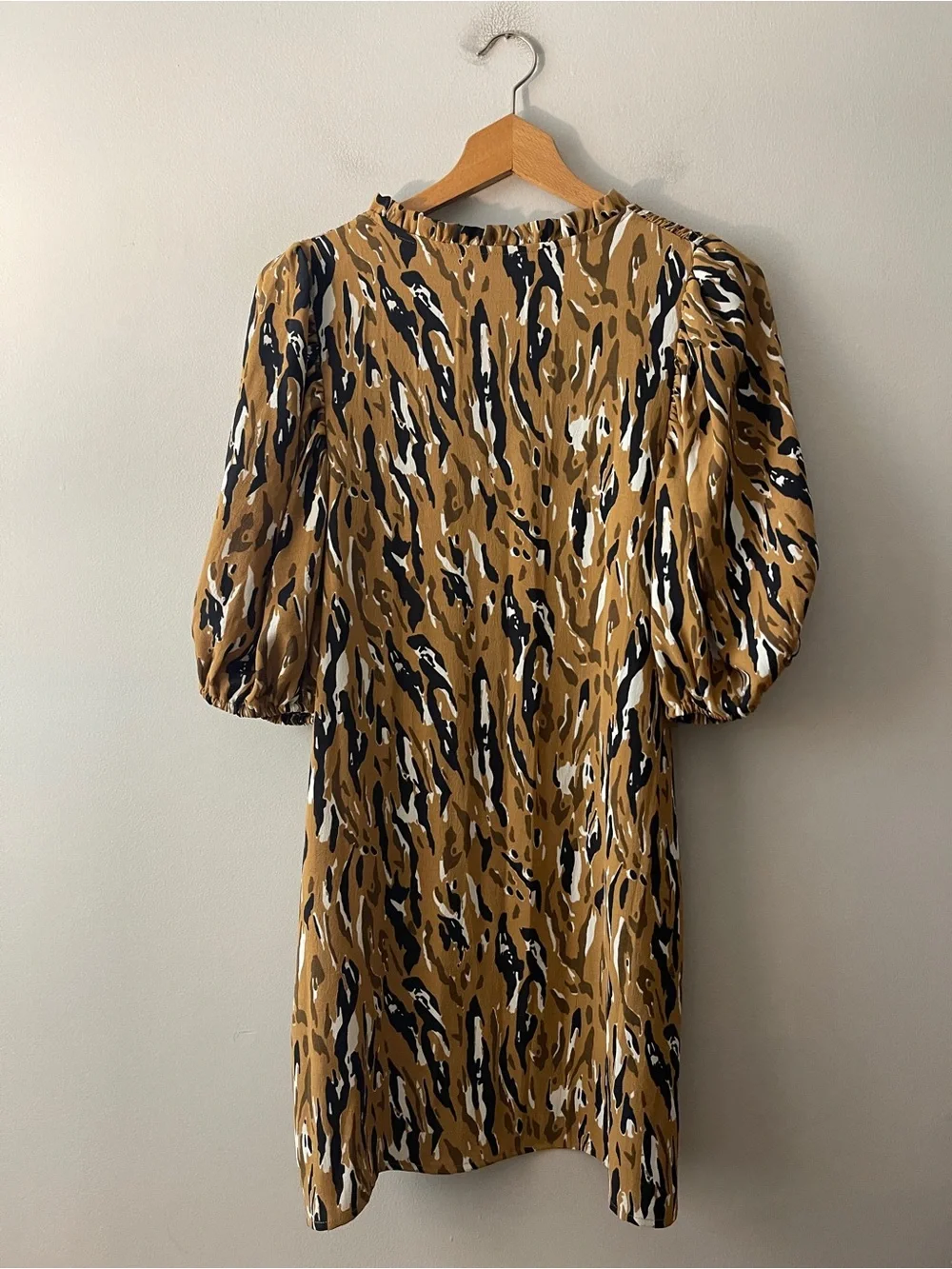 Michelle McDowell Abstract Print Smocked Puff Sleeve Dress Small